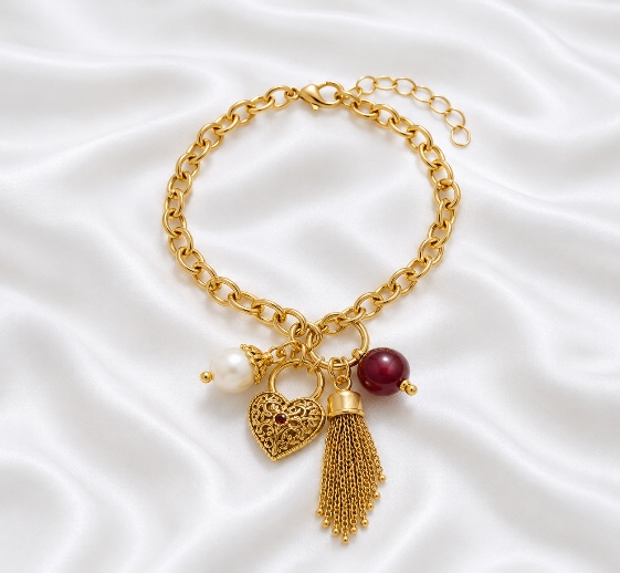 Heart Charm Baracelet