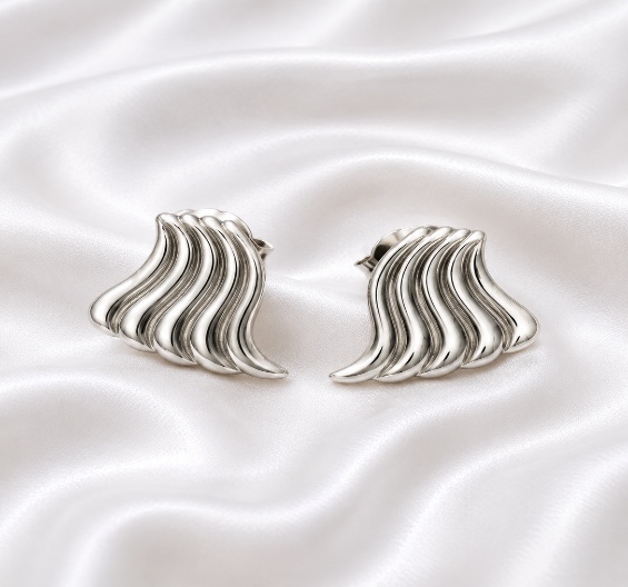 Curve Earring