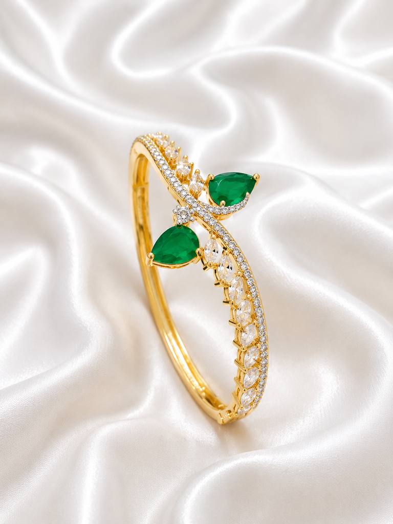 EMERALD RADIANCE BARACELET