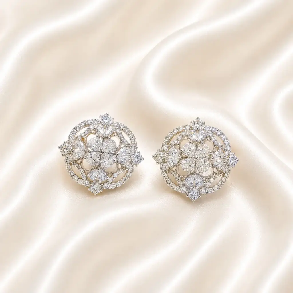 ESSENCE STUD EARRING